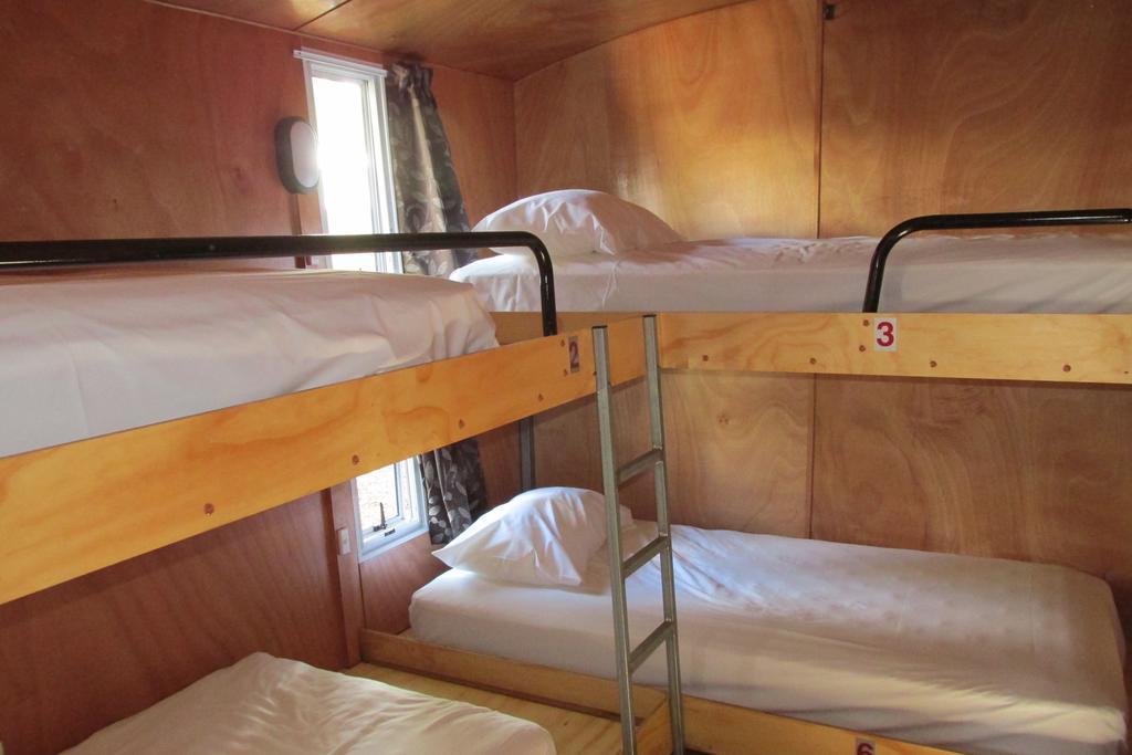 Fernwood Holiday Park Мотуека Стая снимка