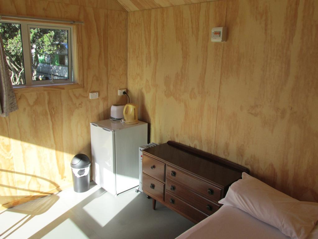 Fernwood Holiday Park Мотуека Стая снимка